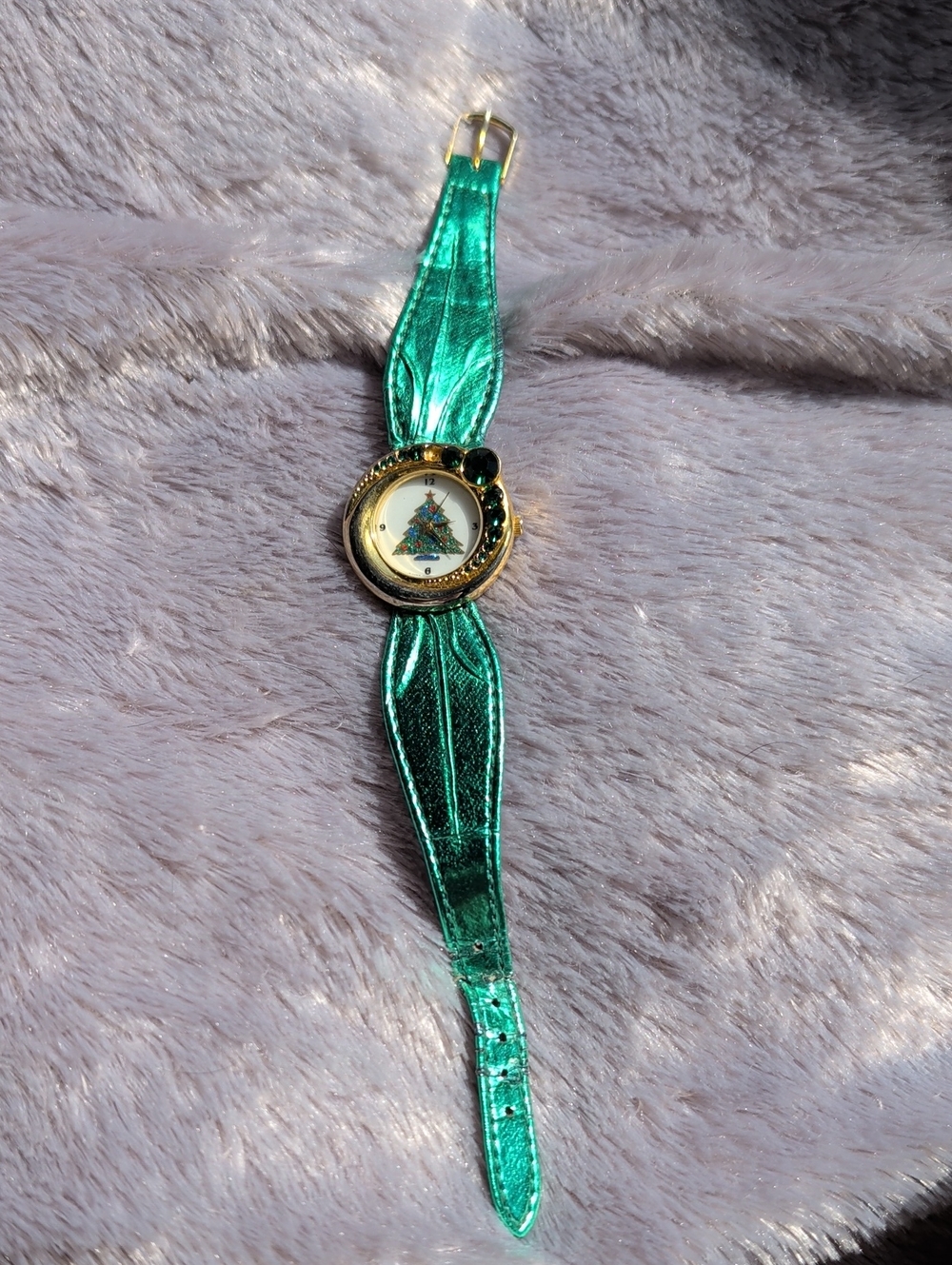 Vintage Christmas Tree Analog Watch